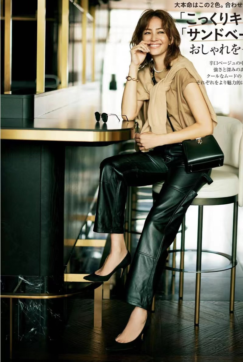 春季米色系穿搭,必须get的同色系穿搭高级永不过时