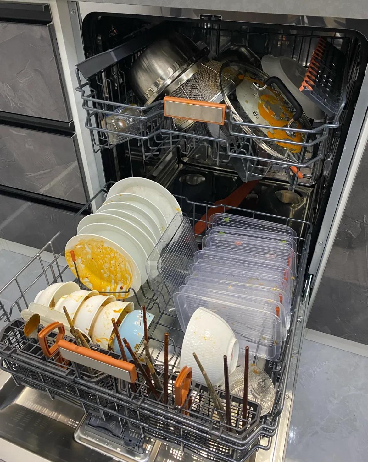 洗碗机实用吗值不值得购买,西门子洗碗机到底是好用还是鸡肋