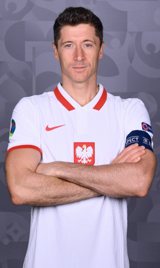 莱万多夫斯基正式亮相诺坎普球场,莱万多夫斯基诺坎普