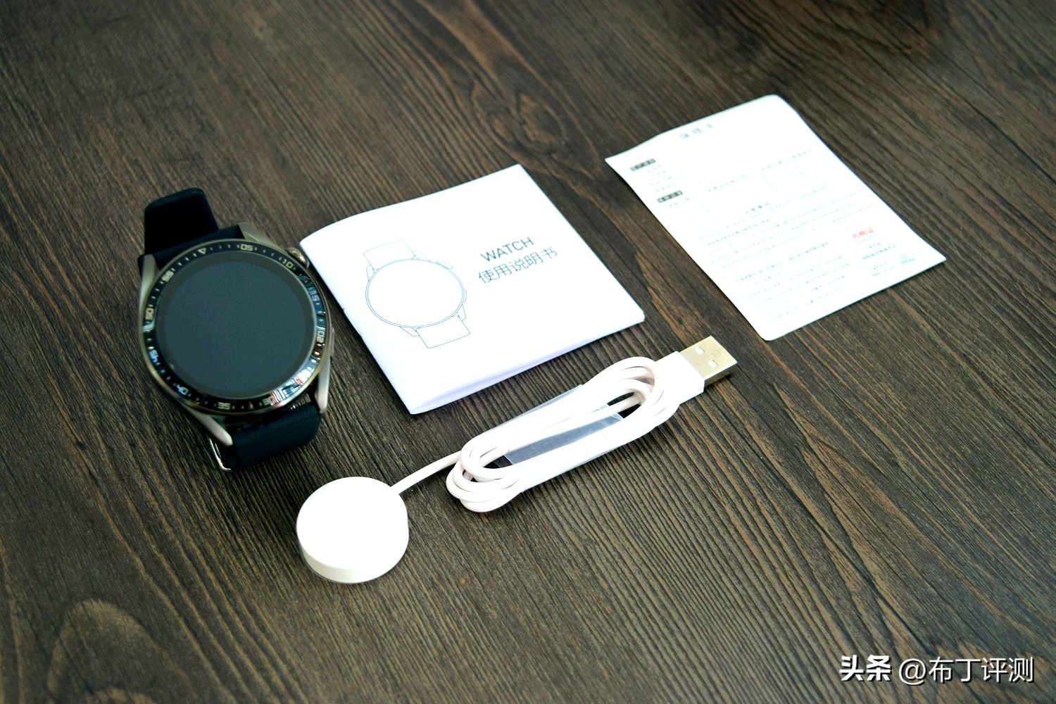 华为手表和荣耀智能手表哪个好,华为手表智能手表