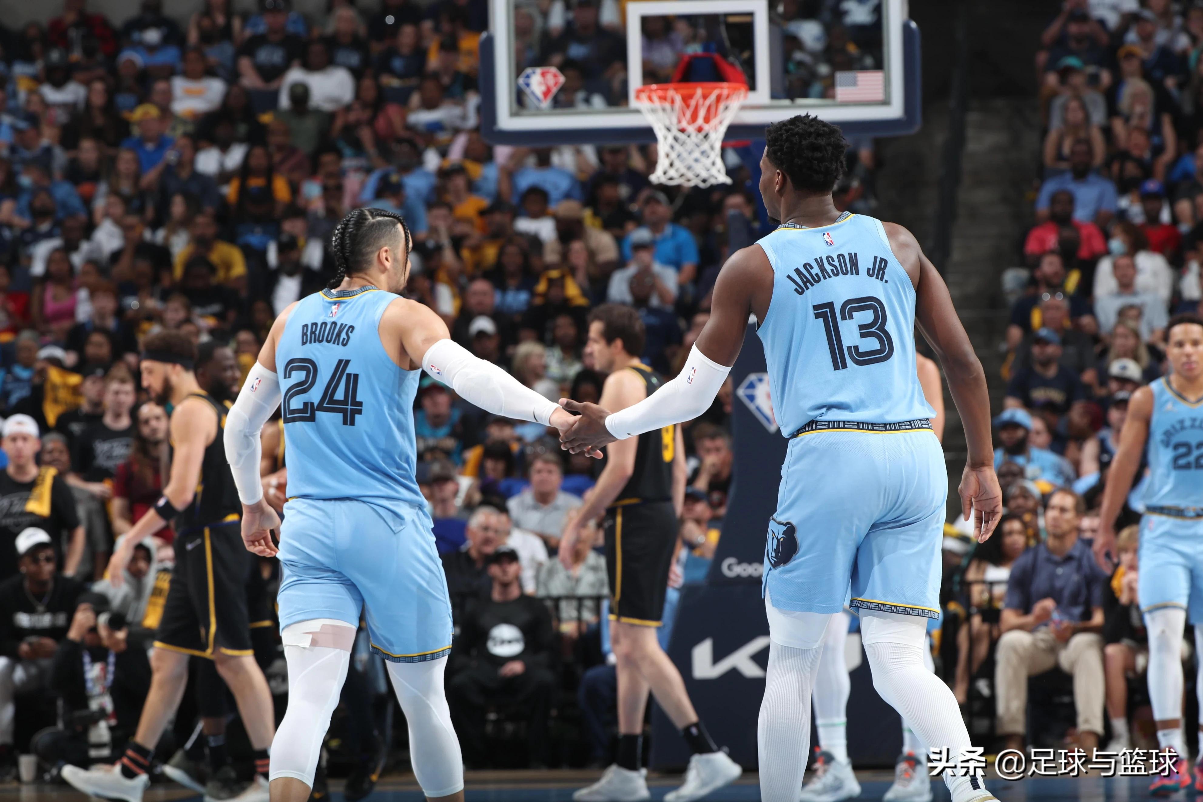 灰熊vs勇士大比分,灰熊vs雷霆狂输73分