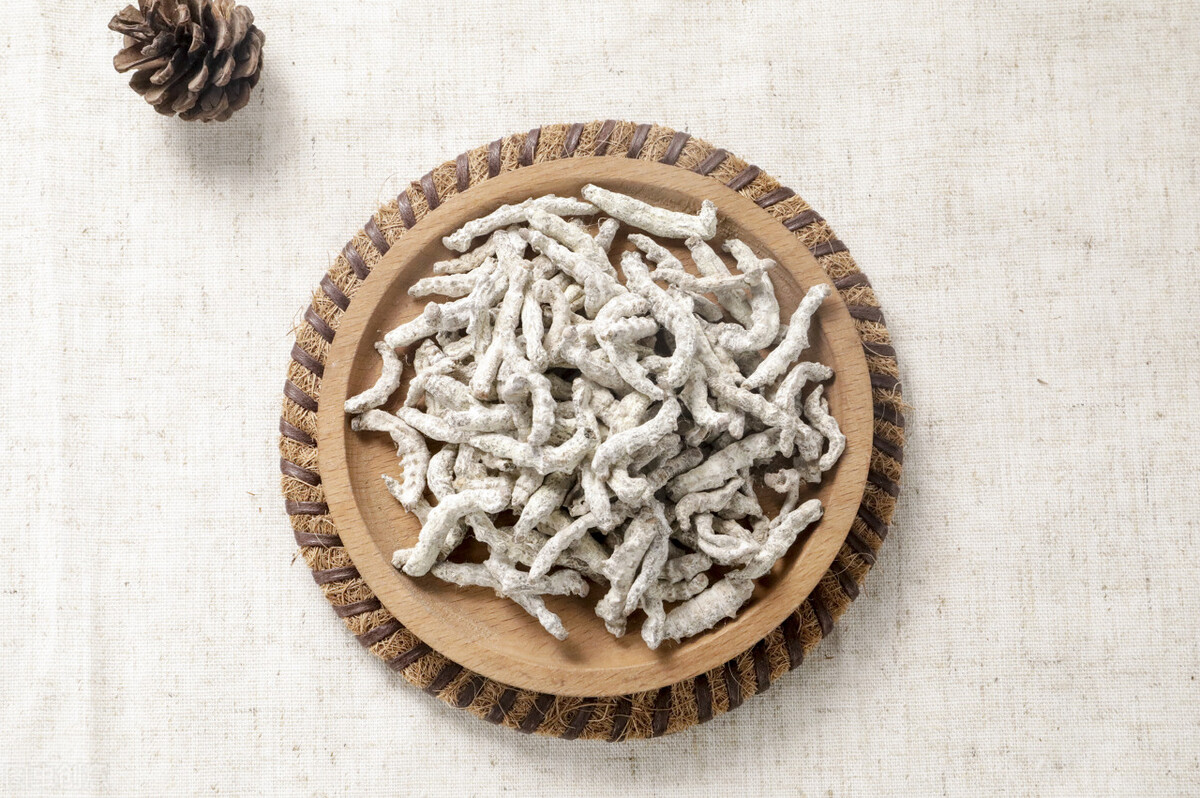 高血压，烦躁、失眠、头痛？这张方子调气机，通三焦，巧妙化解