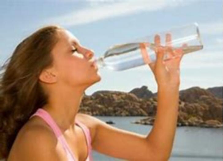 有皱纹的脸怎么才能消除,快速去除脸上皱纹的最有效方法