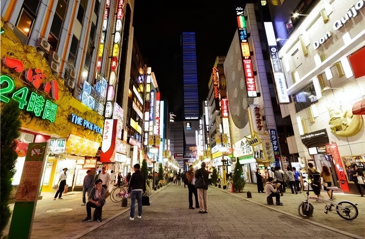 中国电商在美国打败实体店,中国电商被阿里打败了吗