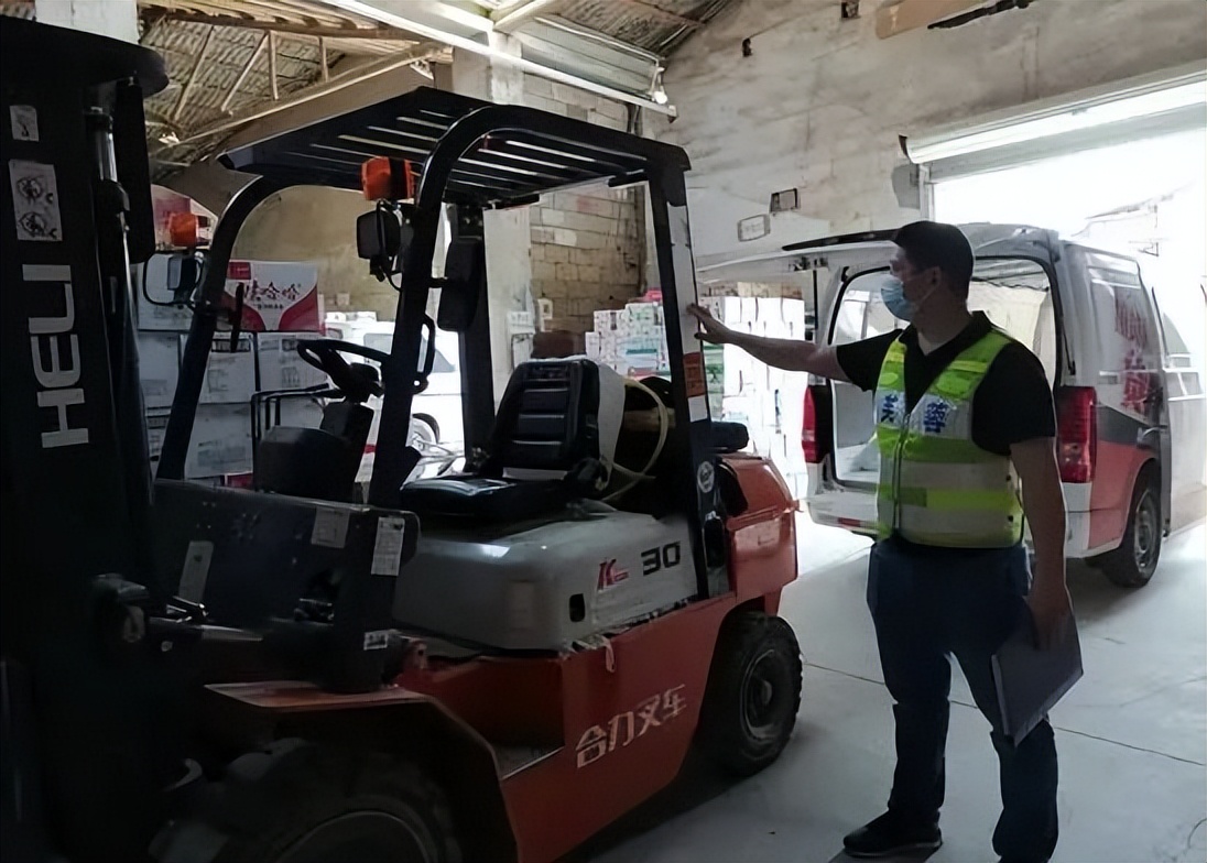 紧锣密鼓的开展安全生产检查,多措并举安全生产拉网式检查