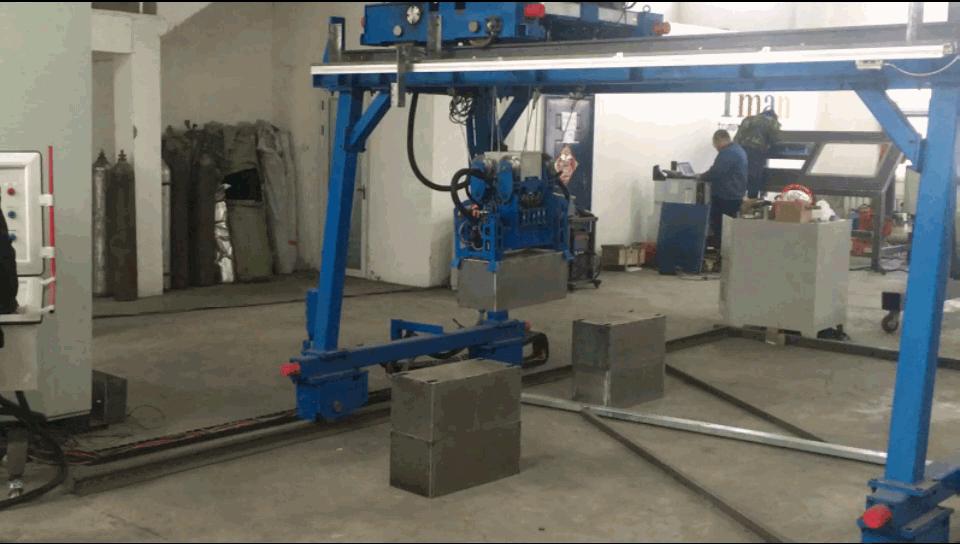 浦东新区桁架机械手码垛视频,全自动码垛桁架机械手解决方案