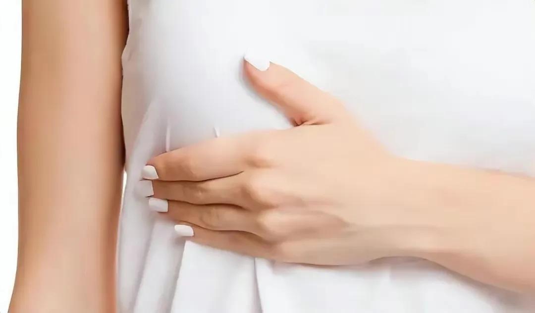 女子体检私密处遭60岁男医生吮吸，报警后不认账，唾液检测立功