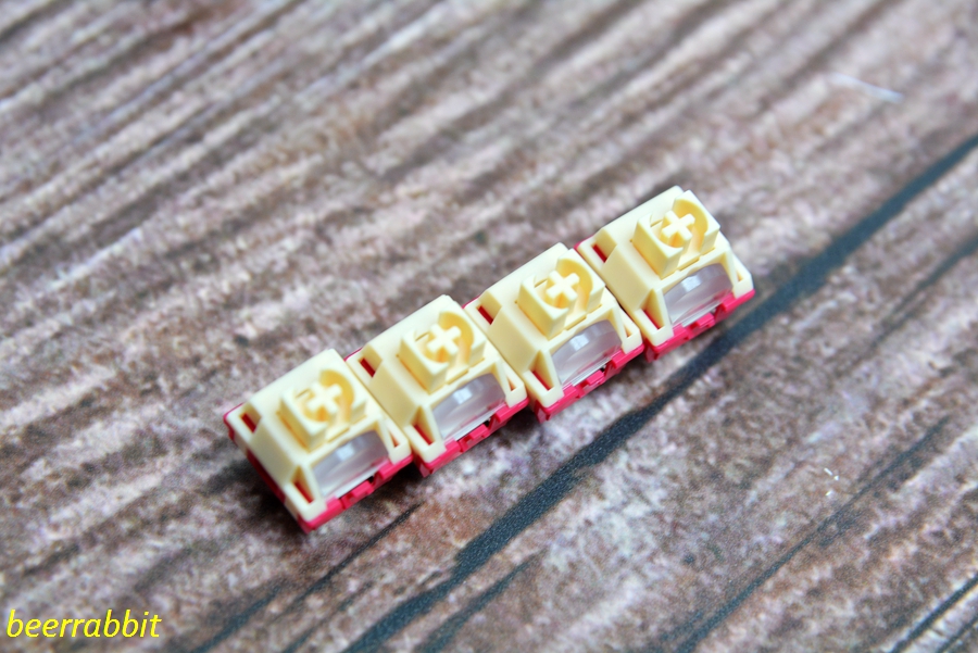 强上加强珂芝K75三模机械键盘与TTC钢铁轴的联合