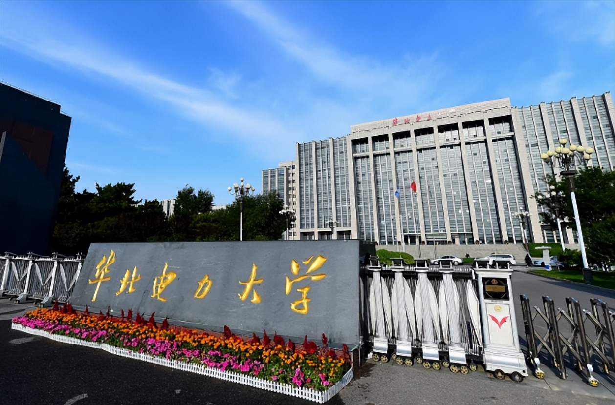 推荐十大本科就业率超高的专业,就业前景好的专业院校排名