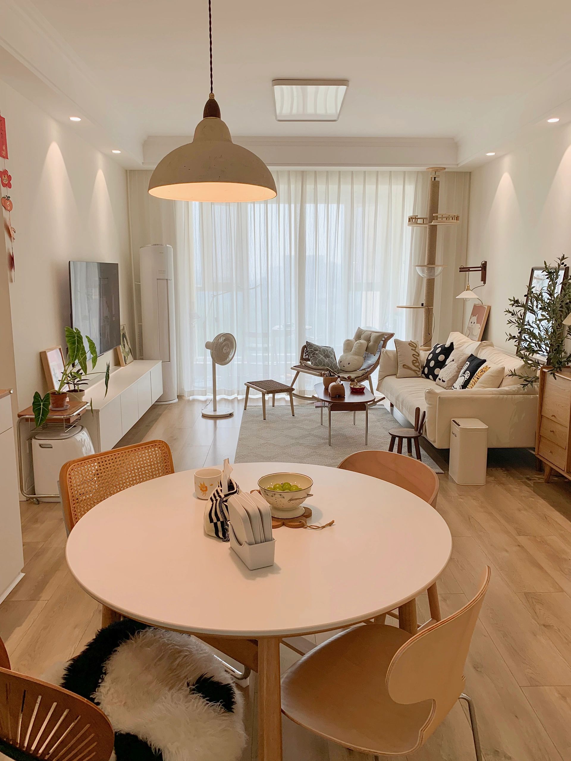 湖北女主拒绝“过度装修”，把128㎡家布置得简约又舒适，超羡慕