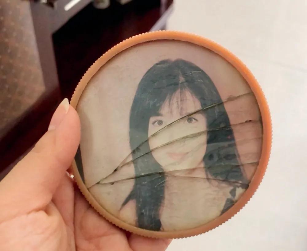 閭㈣景杞粦,閭㈣景