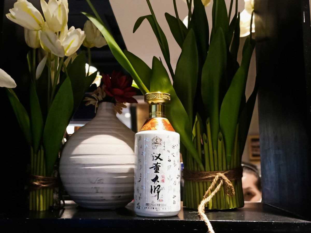 酒水专卖店能开吗,酒水门店靠零售吗