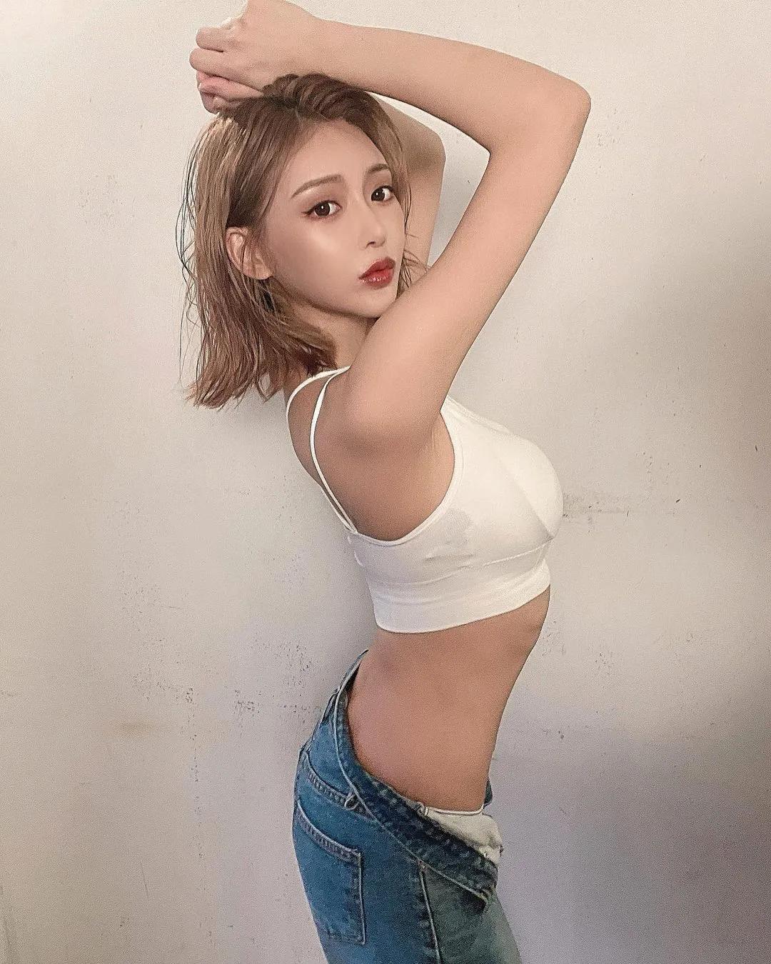 来自日本的极品美女TomorrowsFlower(明日の花)