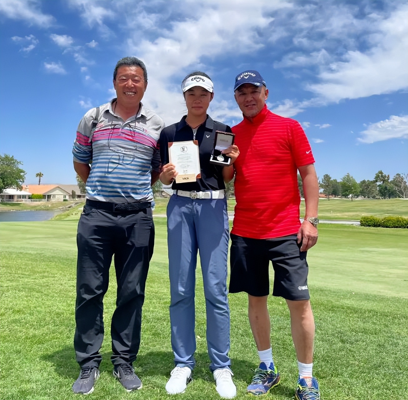 乒乓球伊藤美诚被打哭名场面,张本智和伊藤美诚最近的消息