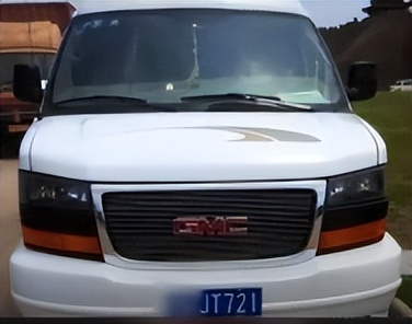 背景成谜景甜：坐拥3.5亿豪宅，拒绝张继科被金主强捧十年不红