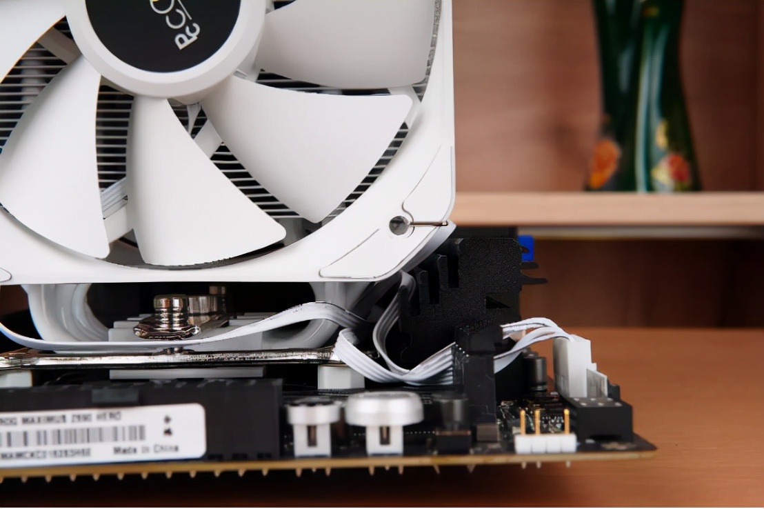 瓒呴涓変笢娴積x6000,瓒呴涓変笢娴積x6000璇勬祴