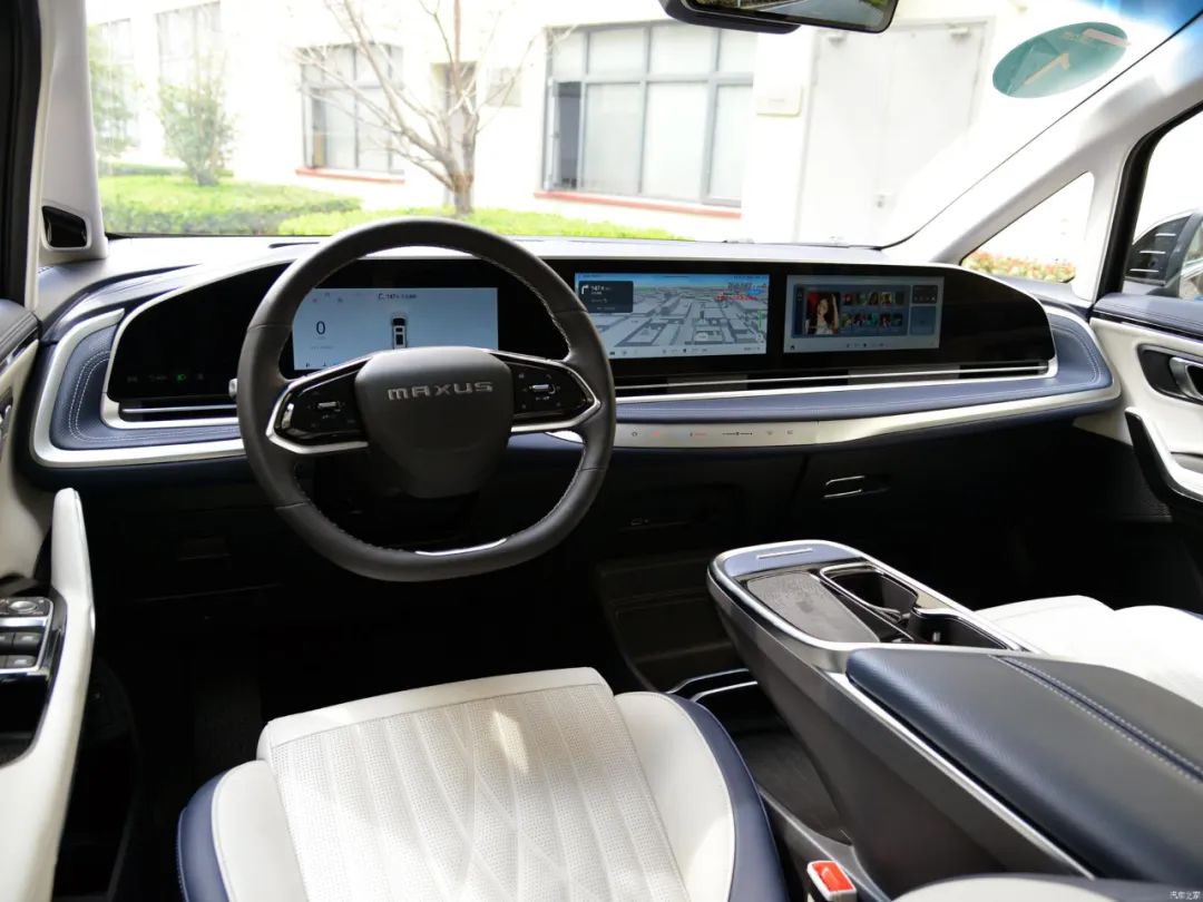 上汽大通maxusg90七座版低配,上汽大通maxusg90第三排