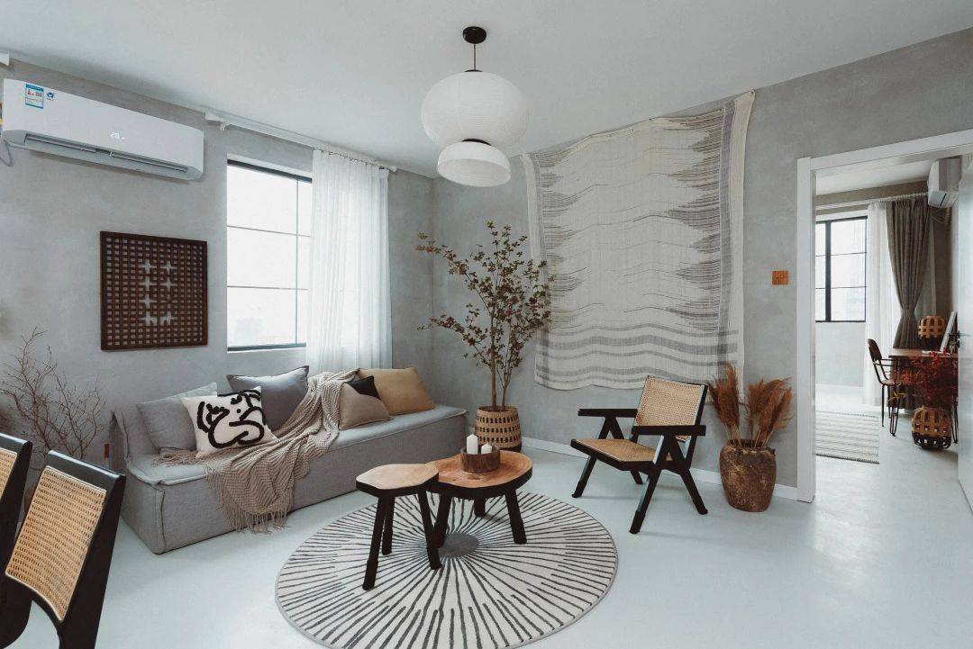 上海49㎡老破小,花11万爆改,不打柜子不吊顶,装完“真好看”