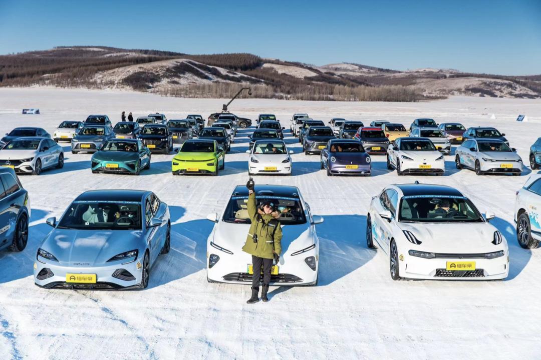 穿越冰原、站上音乐节......我的字节跳动女同学好酷！