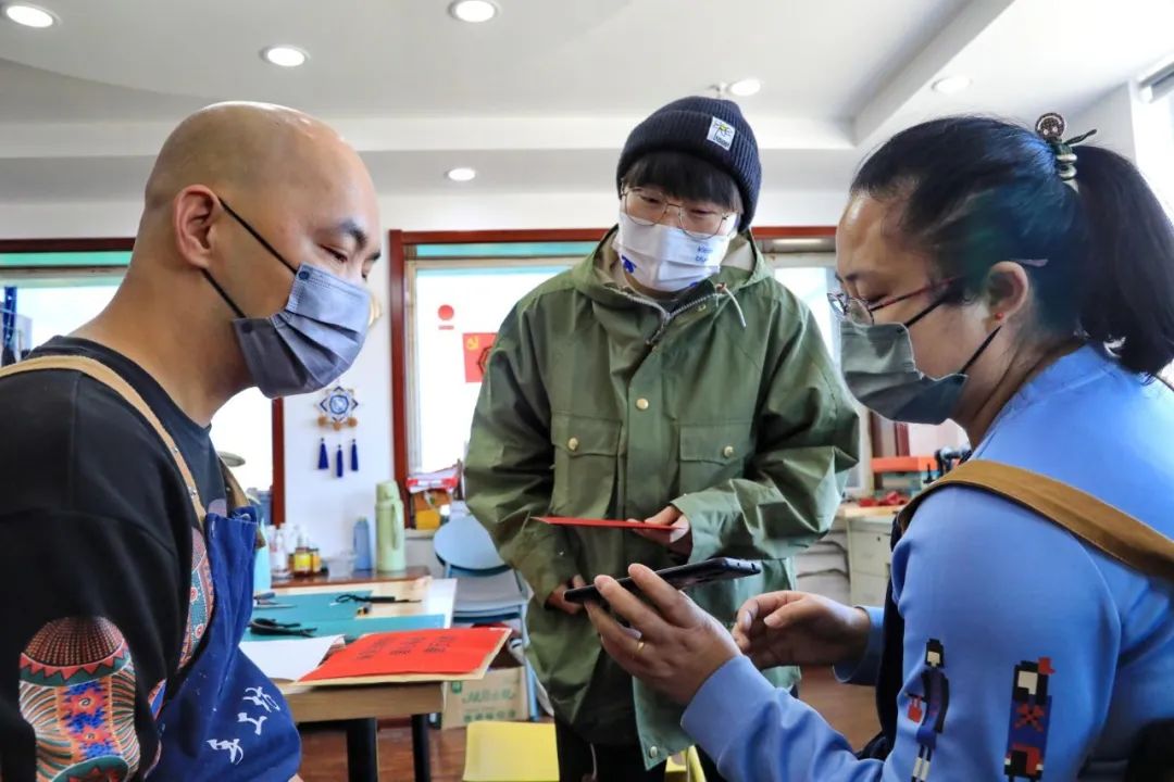 《只需一只耳蜗，他就能再听到妈妈的声音》后续报道一个月，凑齐了到有声世界的“路费”