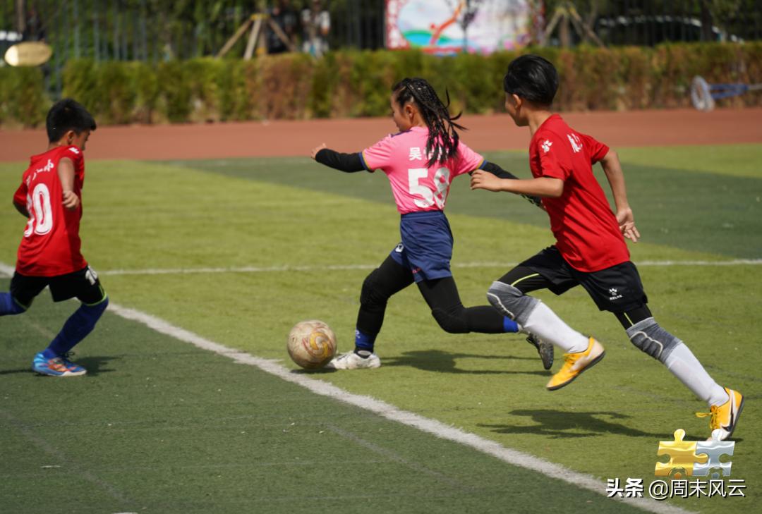 康巴什第三小学举办颁奖活动,康巴什第三小学足球比赛