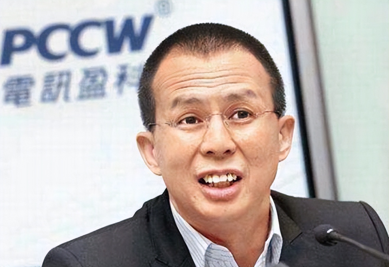 香港想造亚洲硅谷，却成科技包装的房地产项目，多次被空手套白狼