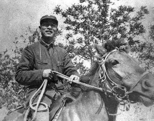 政委和司令员谁的前途更大,政委副司令员是什么级别