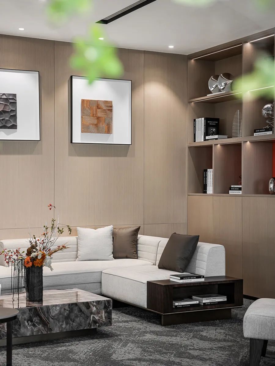 “打翻了”调色盘设计的办公室原来长这样！