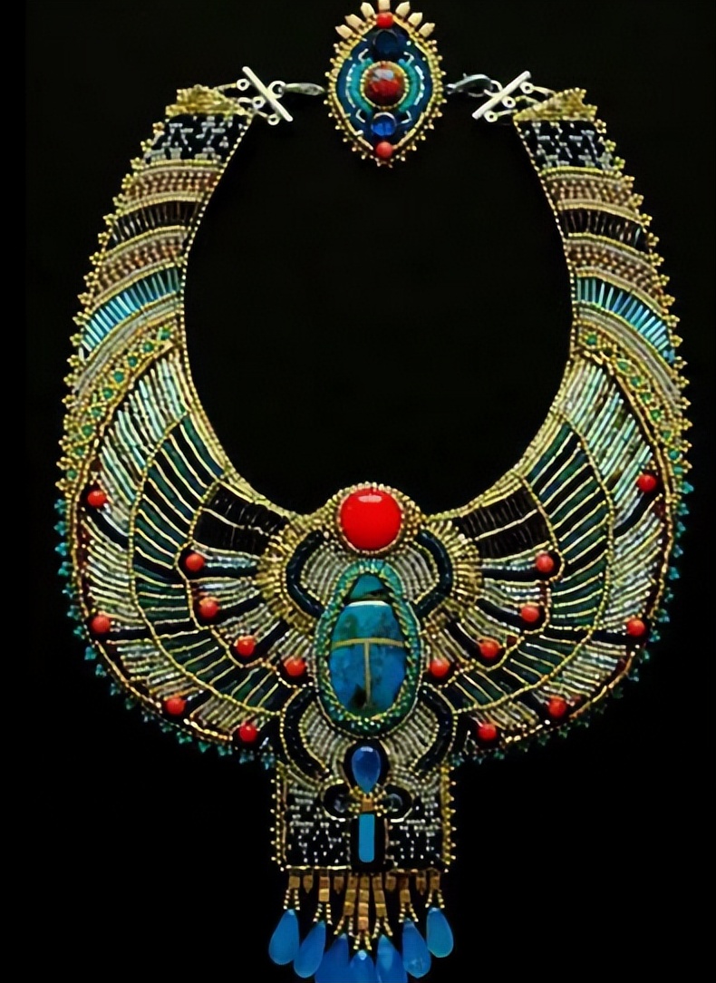 用黄金打造各种艺术,用黄金打造工艺品