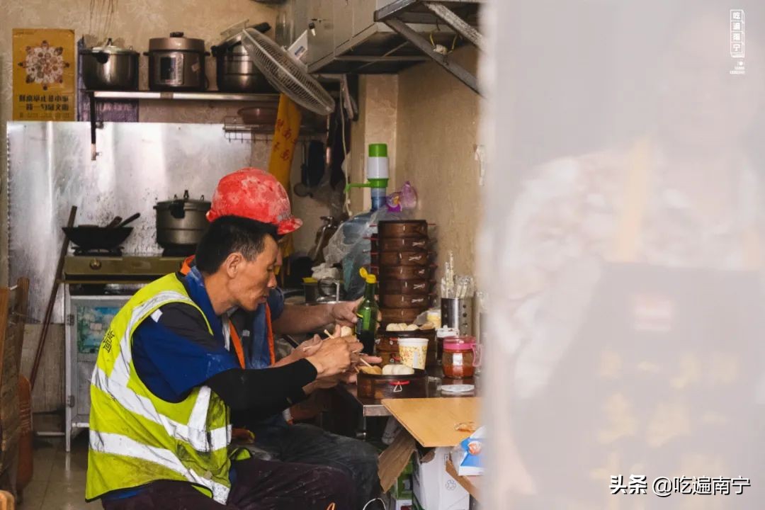 找到了！这家搬了又搬的小笼包，被问了4年