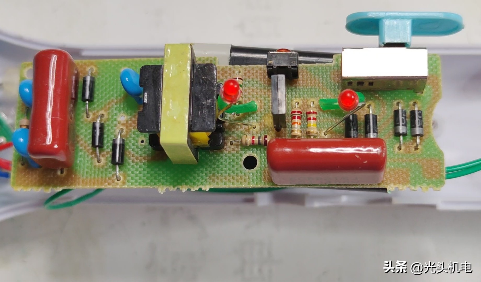 电蚊拍修理全过程,电蚊拍坏了怎么修复啊