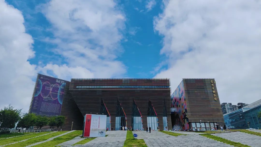 茅台冰激凌、桥景房……环游贵州后，我对福州多了几点思考