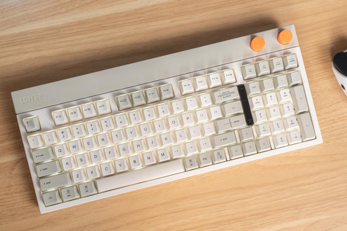 洛斐透明磨砂键盘测评,lofree洛斐机械键盘套装