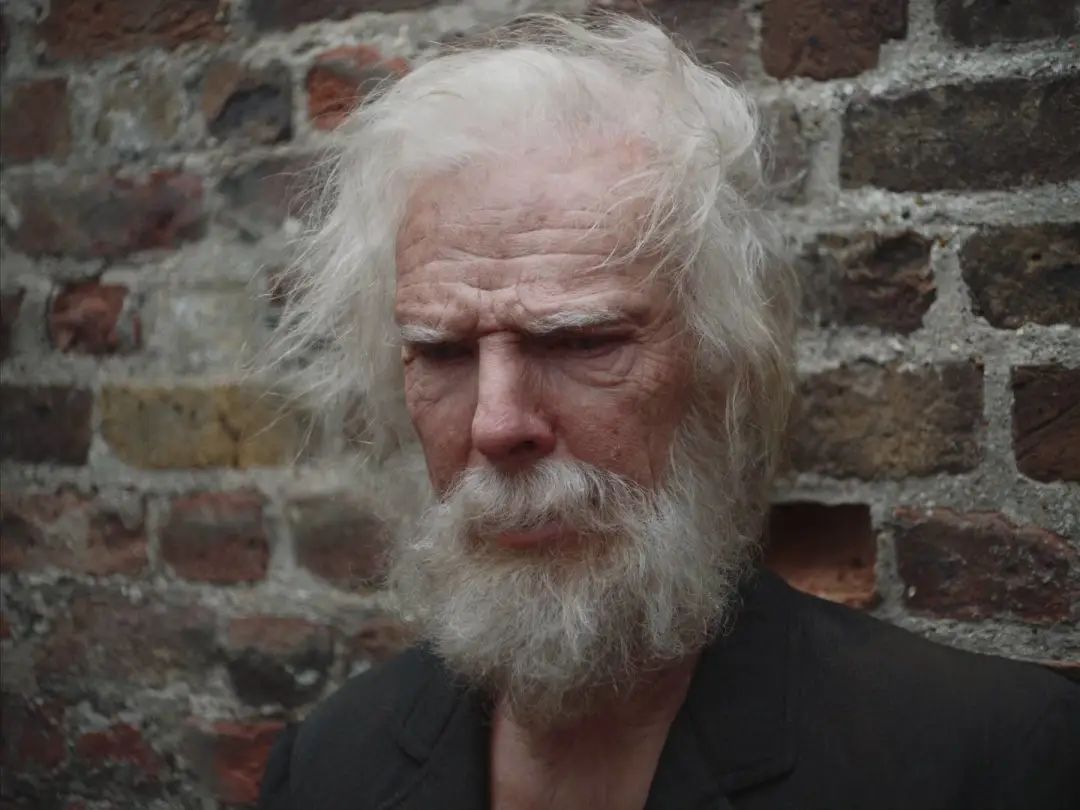 顶级猫奴！天才画家用余生为亡妻画猫，却被送进精神病院…