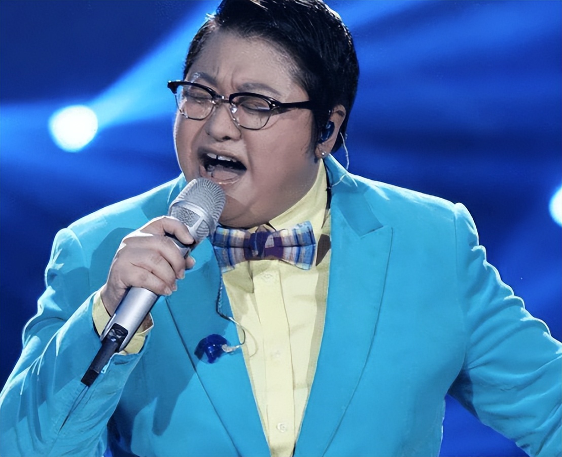 现在的韩红是怎样的一个人,明明可以靠实力却偏偏靠运气