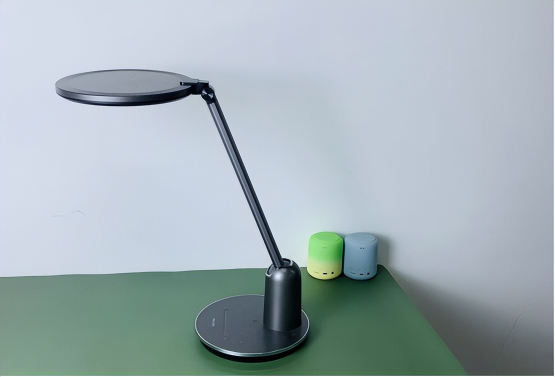 儿童护眼台灯明基和南卡,飞利浦a5台灯跟明基