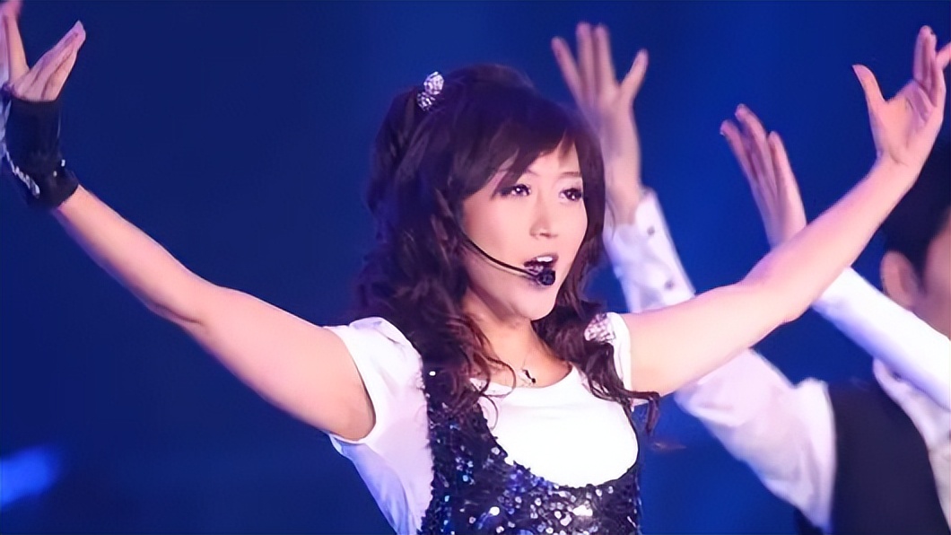 潘阳嫁给亿万富豪石磊,潘阳嫁给了谁