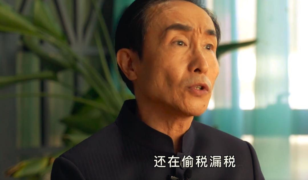 关于巩汉林怼足球后续,艺术家力挺巩汉林