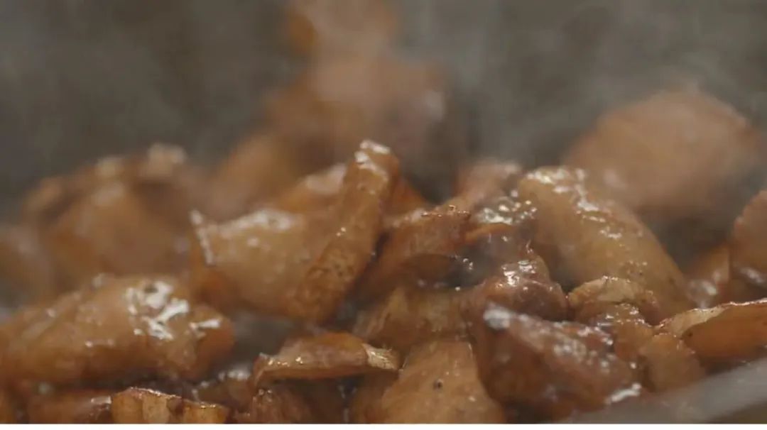 “图书馆最窒息的一幕”冲上热搜，暴露当下年轻人面临的残酷困境