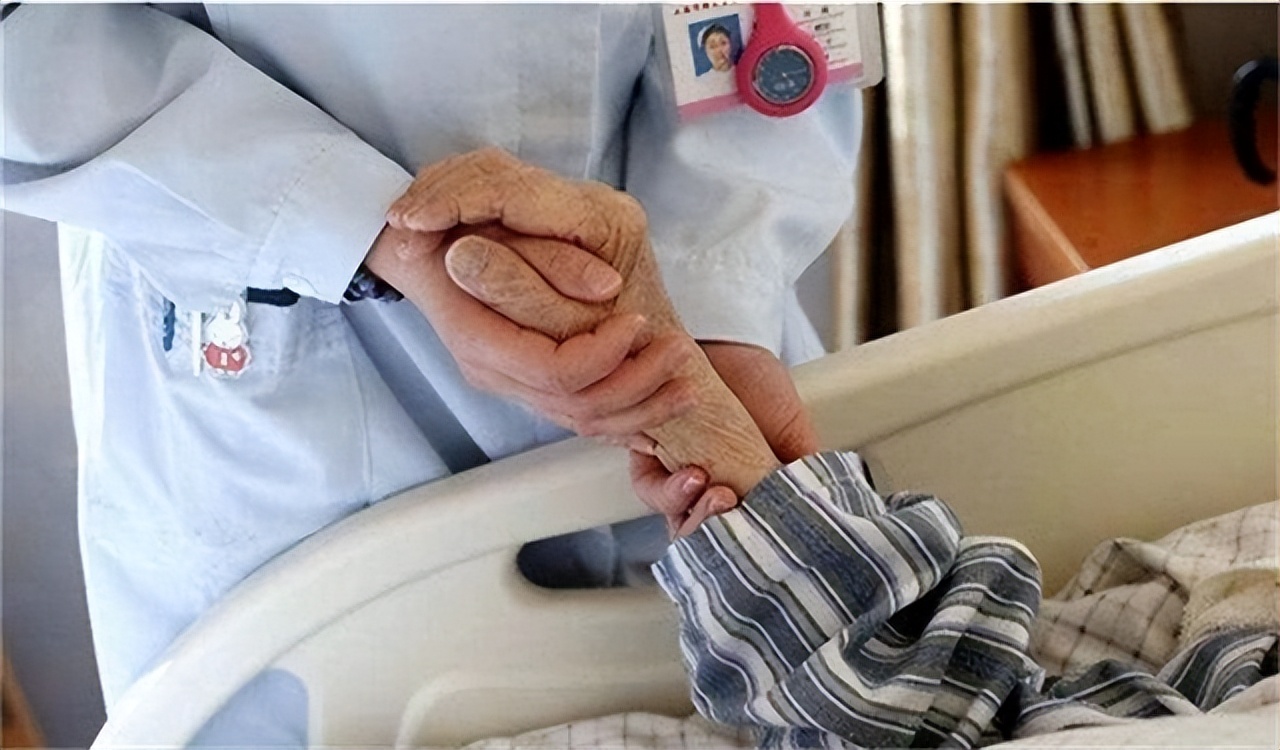 晚期肝癌抗癌成功例子喝中药,一位肝癌患者带瘤生存8年的日子