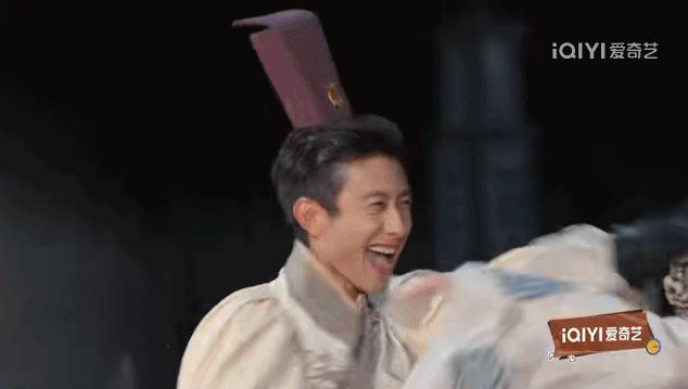 张一山采访为什么上萌探,张一山萌探2谈杨紫