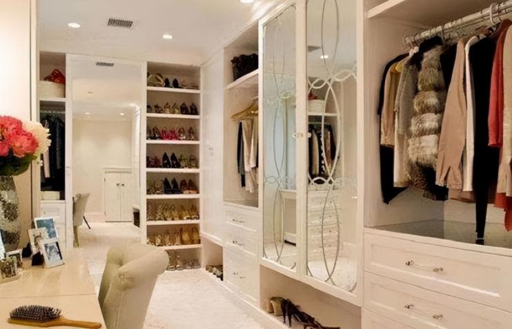 泰国最美人妖嫁给中国富豪后续,泰国最美人妖皇后嫁中国富商