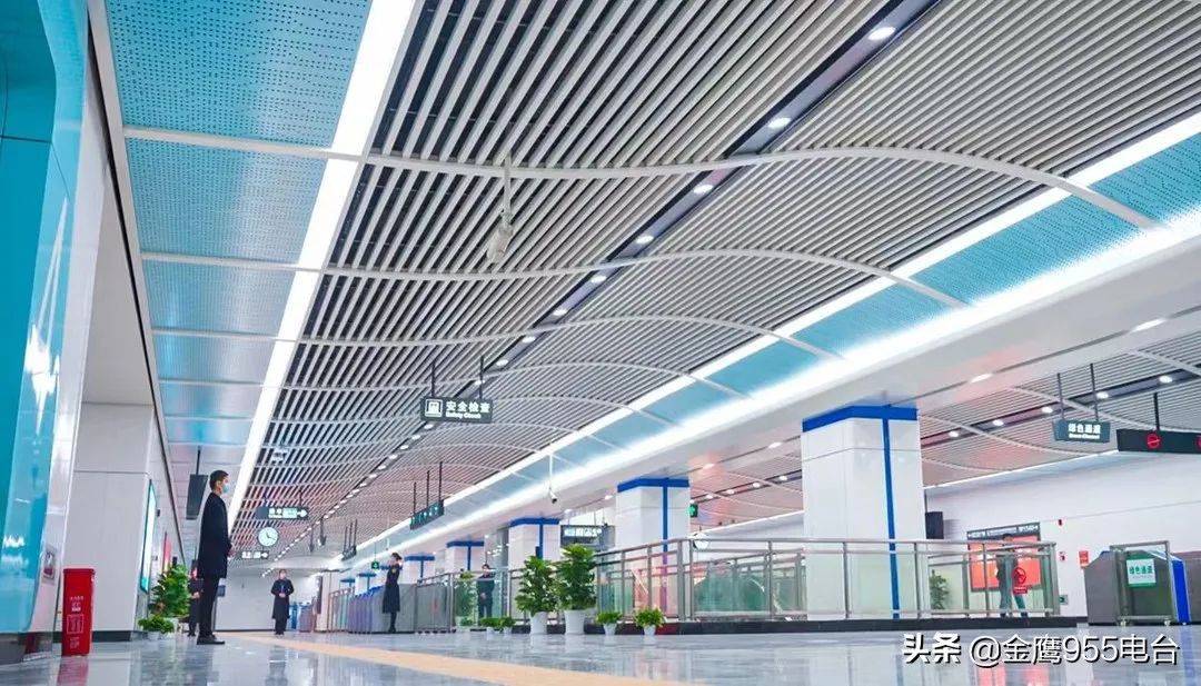 长沙地铁6号线到哪里可以吃东西,长沙地铁6号线水稻博物馆站出口