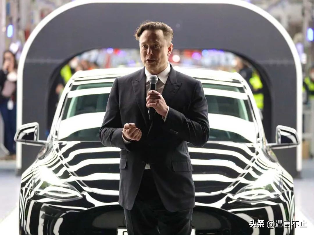 马斯克为什么敢开源,马斯克欲改变推特利润低迷状况