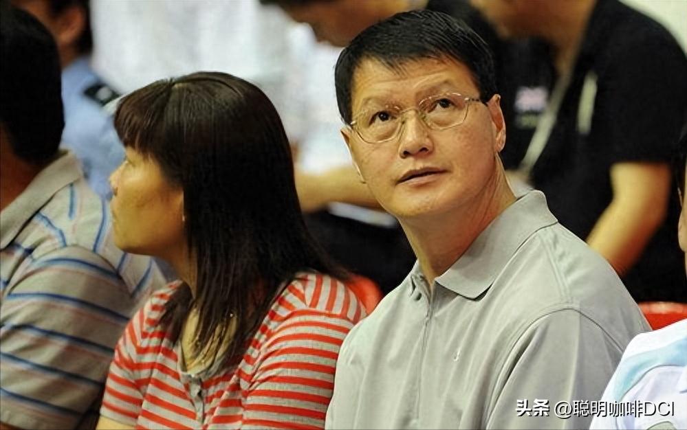 易建联娶了多少老婆,易建联娶巴西宝贝