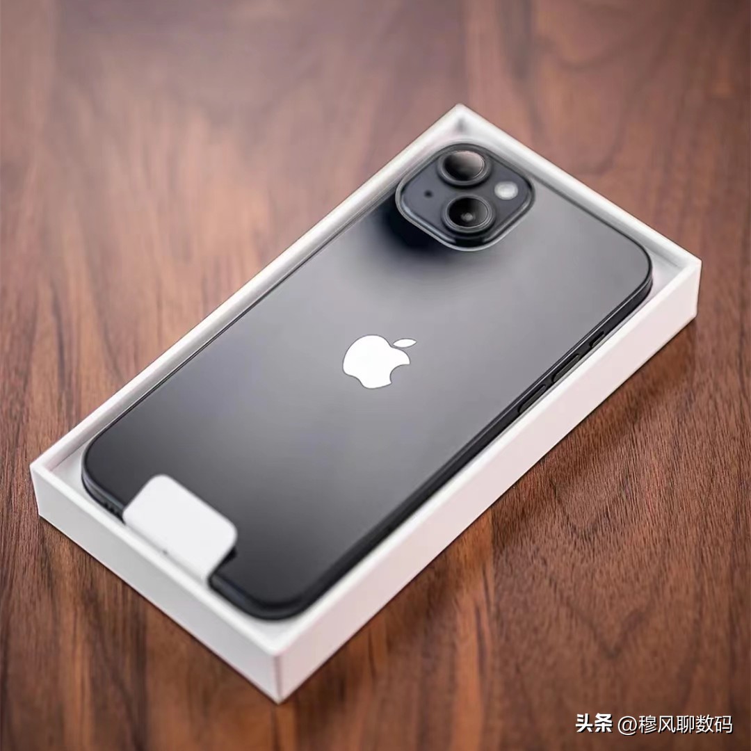 iphone 14plus现在在官网降不降价 (iphone14 plus降1000值得买吗)
