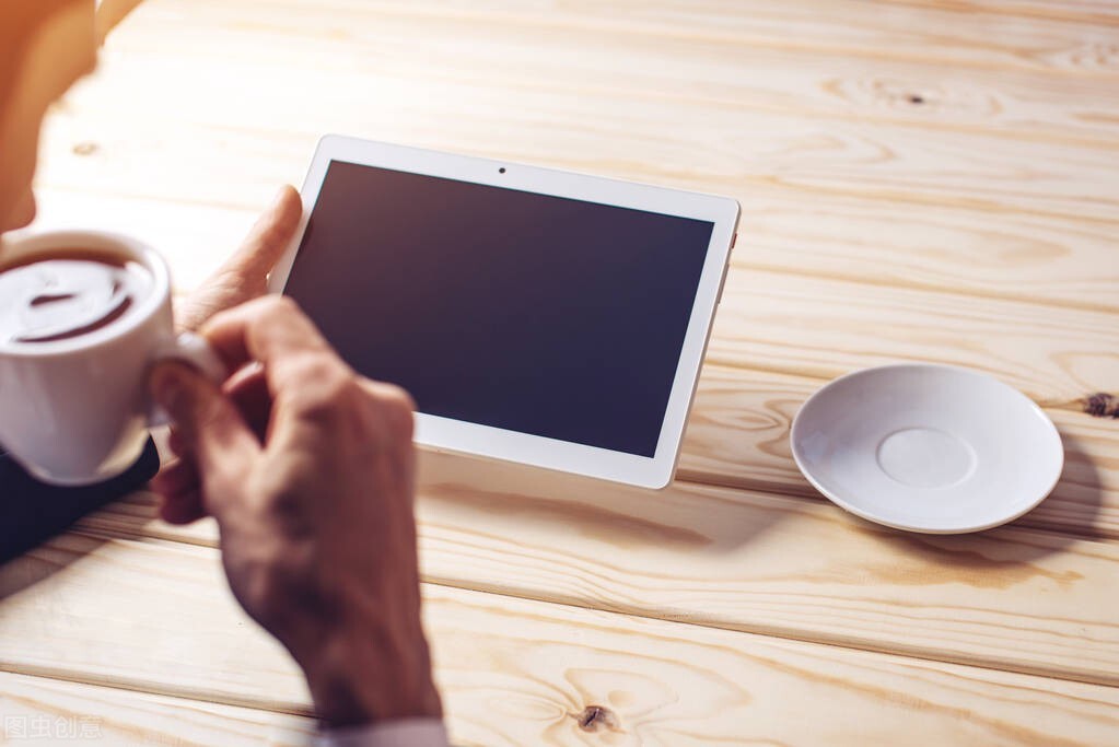 励志创业富婆,白手起家百万富翁励志视频