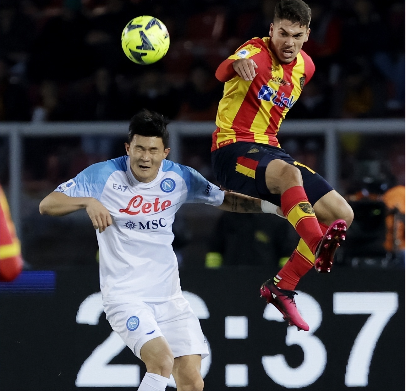 曼联已经接近引进金民在了