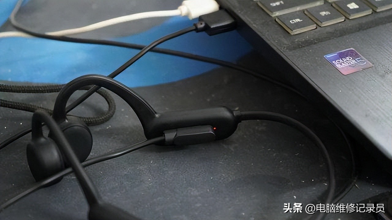 耳机插入电脑没声音怎么设置win7,耳机插入电脑怎么没有语音