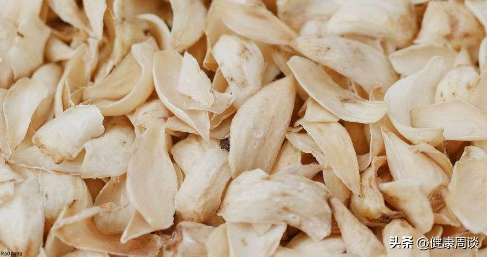 月经量少又推迟10多天吃什么药,吃什么食物可以推迟来月经